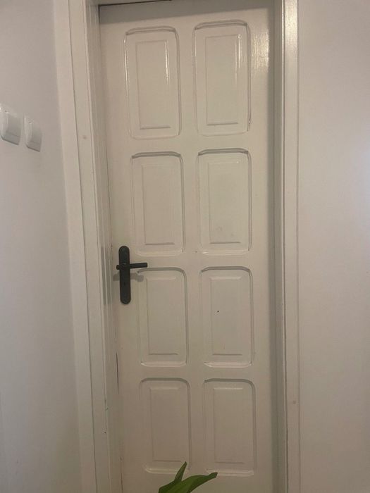 Дървени масивни врати с каси 5бр