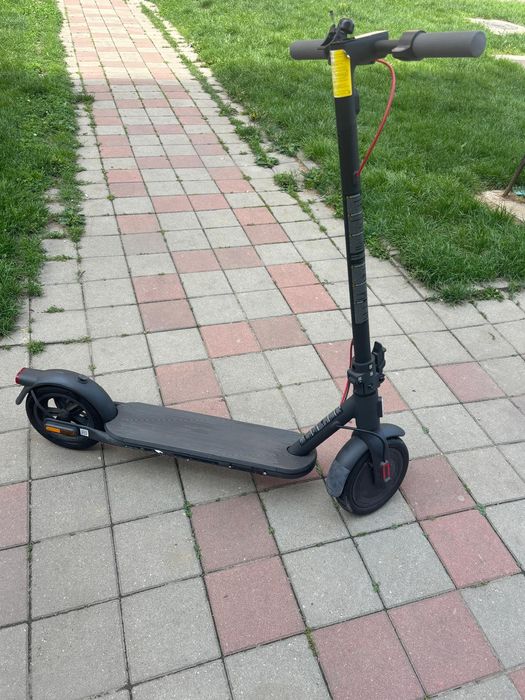 Trotineta  electrica Xiaomi M4
