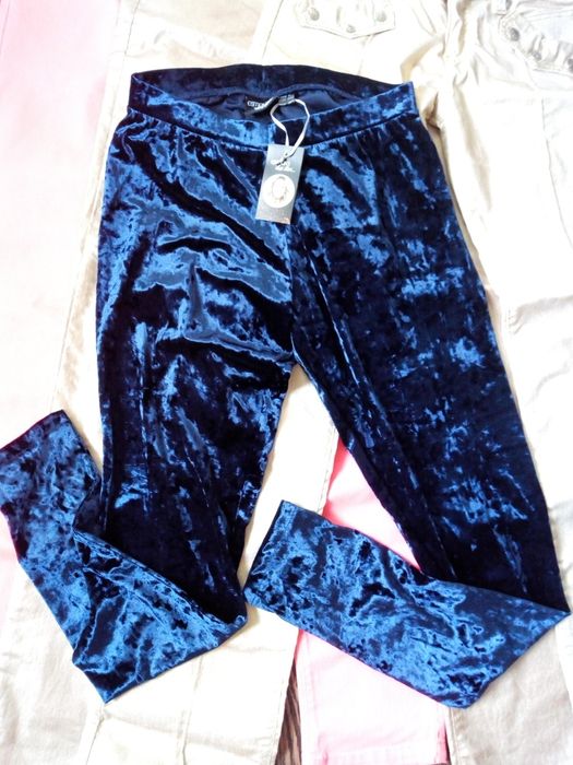 Бял гащеризон S-ка BERSHKA, дамски панталони-S,M/цени в описанието