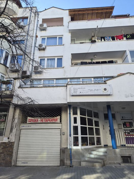 Продавам гараж - гр. Стара Загора център