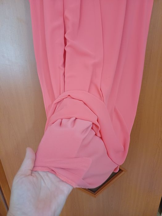 Vand rochie de femei, XL, în stare impecabilă!