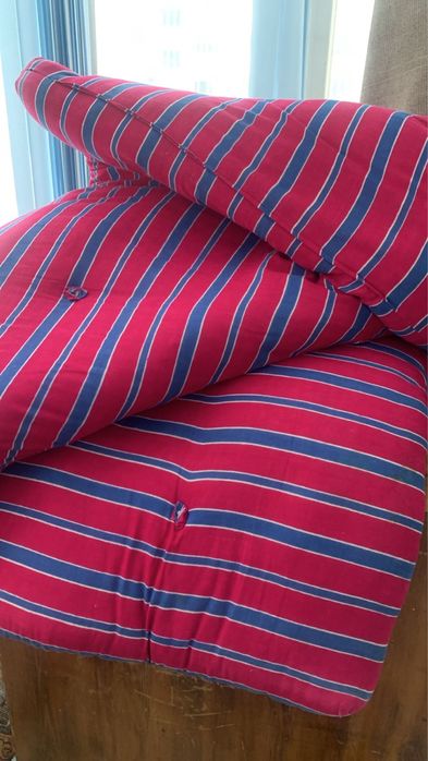 Матрас , ковер и обувь 37 размер