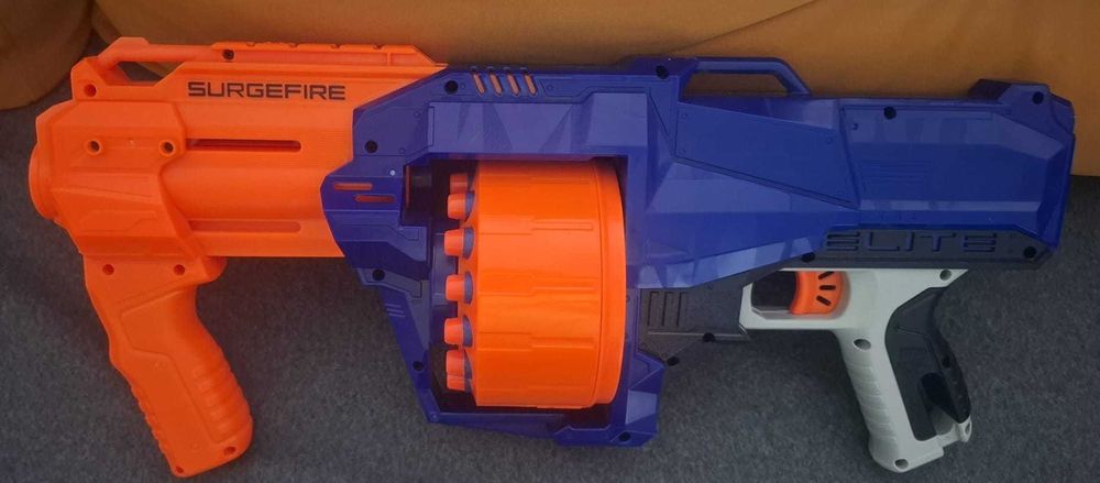 Pușcă Nerf  tip mitralieră