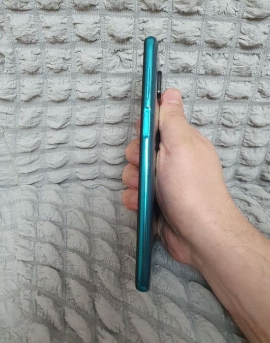 Srochna sotiladi Xiaomi Redmi Note 9 Pro 6/64Gb Orginal igravoy