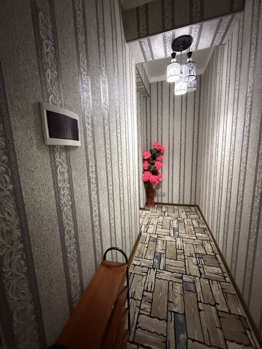 Ижарага берилади оилага 1 хона 4- етаж янги бозор