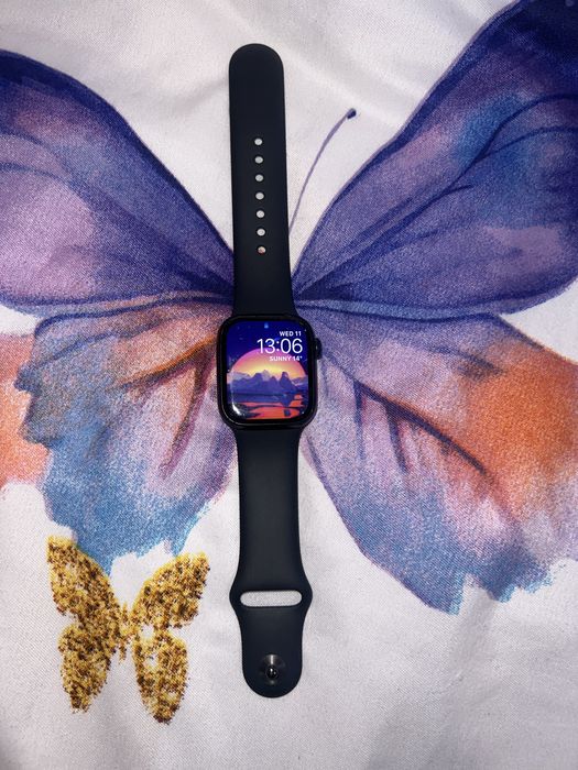 Apple Watch Series 7, 41mm ( GPS + Cellular) Midnight