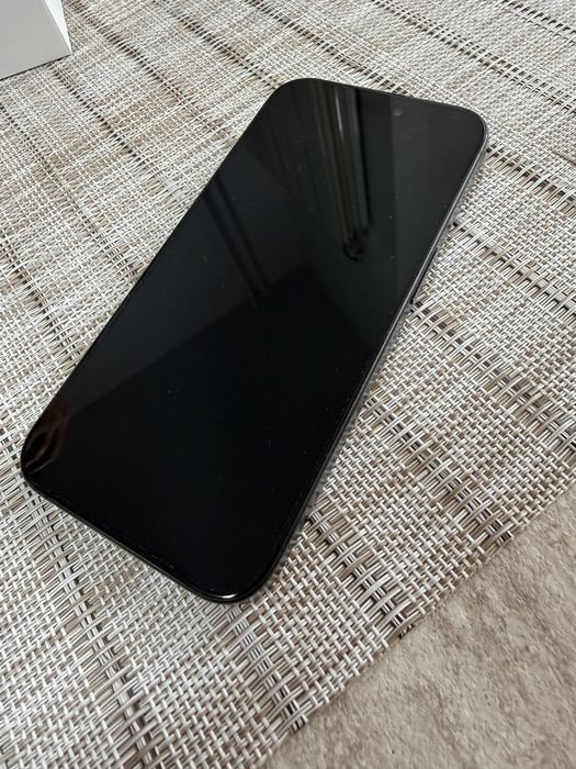 I phone 15 pro 128gb