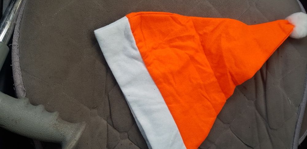 Продам колпак санта клаусаа