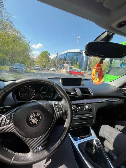 BMW 1 Series 2010 — imagine 4