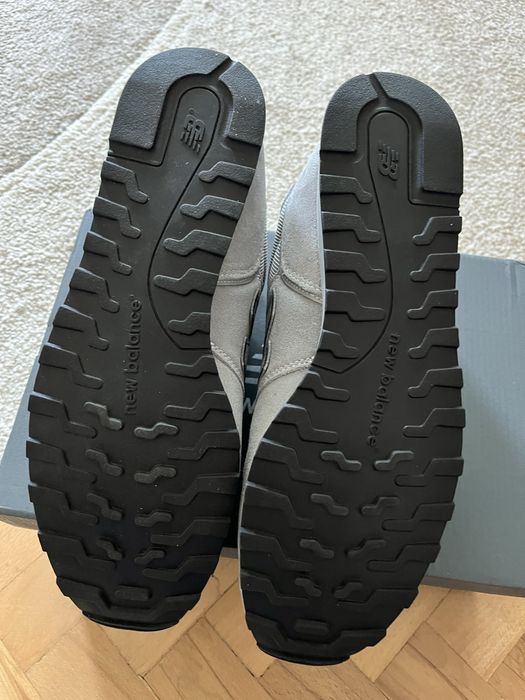 Маратонки new balance