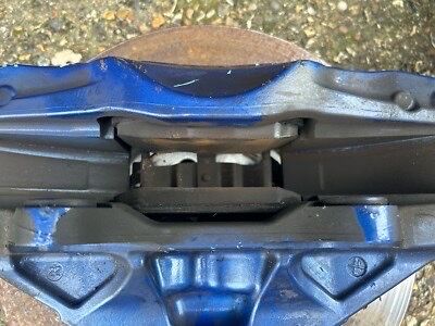 Спирачни апарати Брембо Brembo и спирачни дискове за БМВ F40 F44 BMW