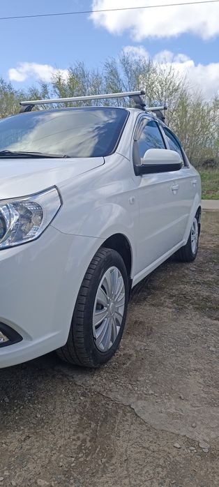 Продам Шевроле нексия