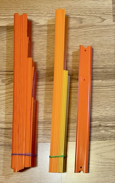 Огромен комплект Hot Wheels – 4 различни сета + допълнителни части!