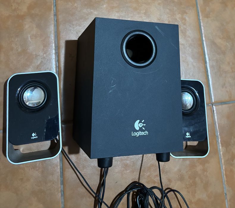 Boxe logitech 2+1