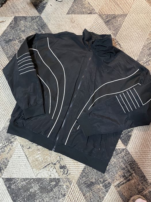 Продам костюм adidas