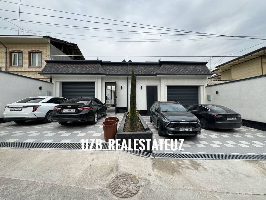 Ор-р: Циолковский, Ул.Салом Продается Новый Дом 3.соток 390м2 5.комнат