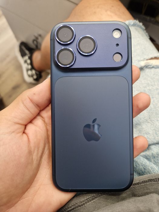 iPhone 17 Pro recarosare/piese