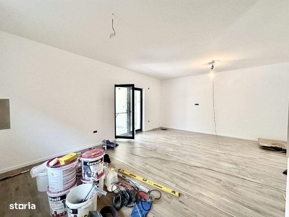 Duplex modern pe parter in Albina – 3 camere, 2 bai si teren generos