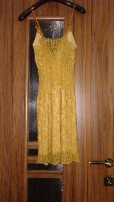 Vand rochie ocazie dantelă