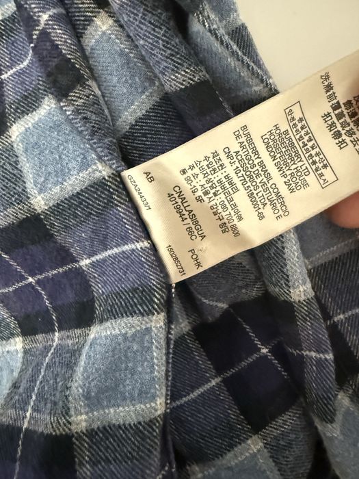 Camasa burberry cu nasturi bijuterie