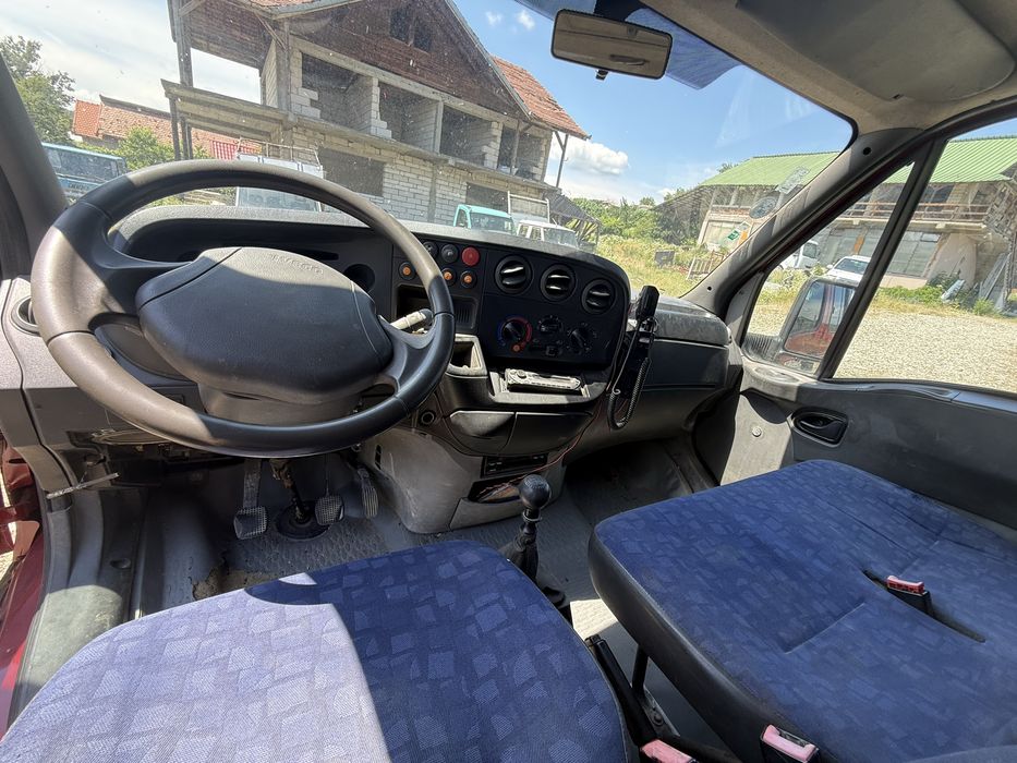 Iveco 50C14 2006 3.0D 140 cai 7 locuri bena fixa