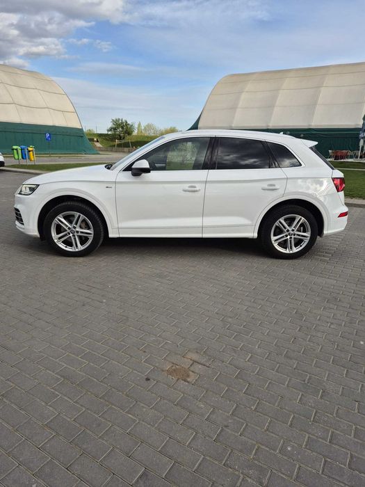 Audi Q5 2.0 TDI Quattro S-LINE