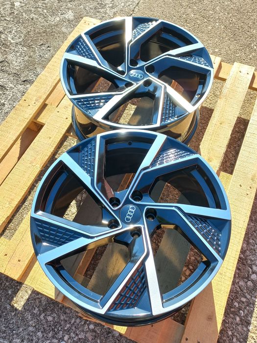 19 Audi Rs-2025 line A6 A7 A8 Q3 Q5 Rs6 Rs7 Black Polish 8.5j et35 Ч.Н