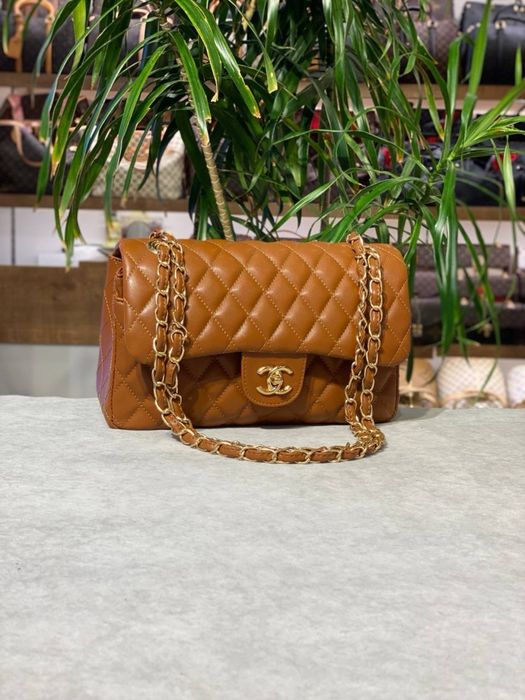 Geanta Chanel noua !!! Dimensiuni 26/18 !!!
