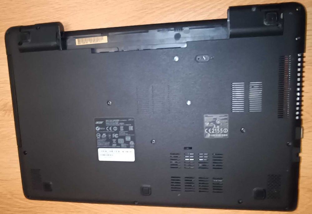 Ноутбук на запчасти Acer Aspire E15