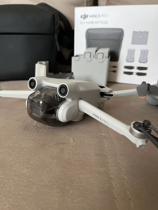 Продам дрон DJI MINI 3 PRO Fly More Combo Plus