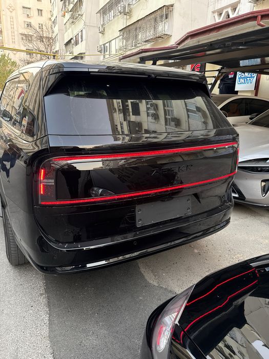 Продам ZEEKR 9x Ultra