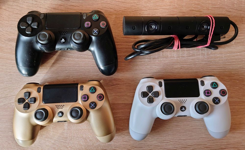 [ PS4 > Оригинален SONY DualShock 4 джойстик / Camera за PlayStation 4