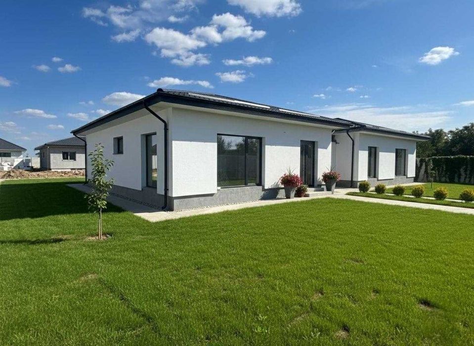Casă individuală 130mp construiți, teren 400mpTunari City Nord