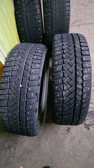 Продаю зимнюю резину