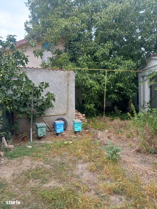 Casă detașată de 80 mp, acces asfaltic și teren 773 mp