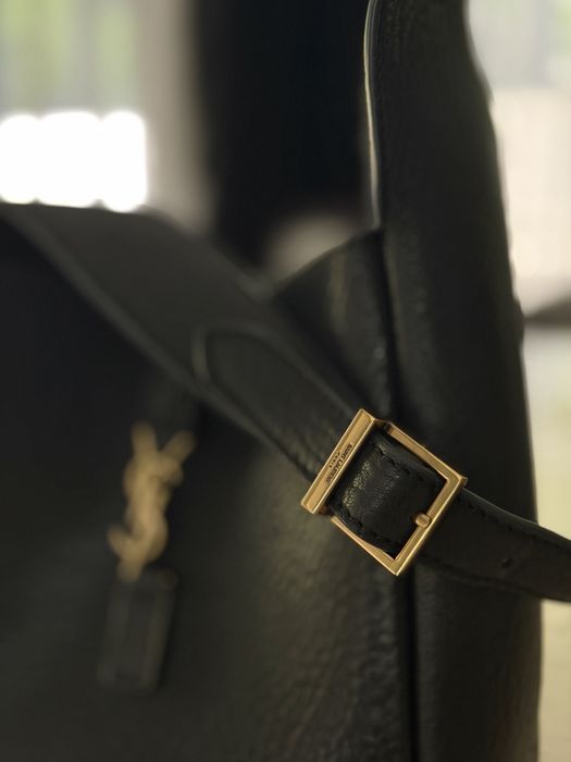 YSL черна чанта