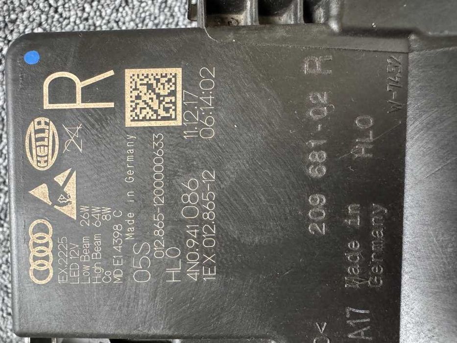 Audi A8 D5 4N0 Far / Faruri Laser stanga dreapta  4N0941085 4N0941086