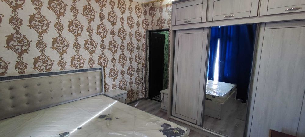 Sergeli hokimyat yonida 2 xonali kvartira bez maklet.