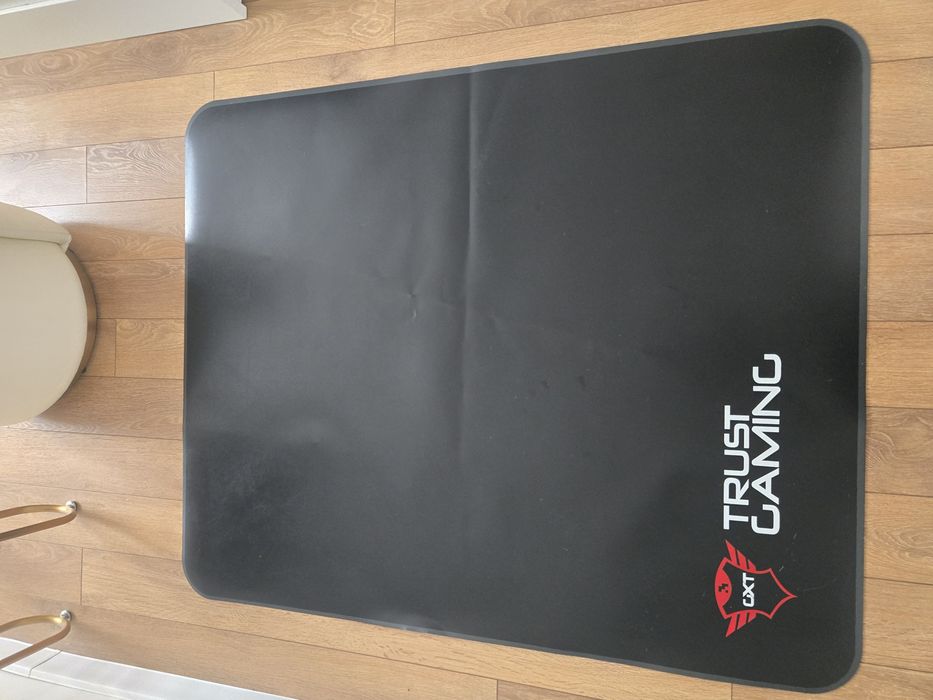 Trust GXT 715 gaming chair mat