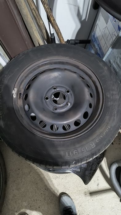 Două Jenti+cauciuc allseason debica295/65R15+1janta tablă