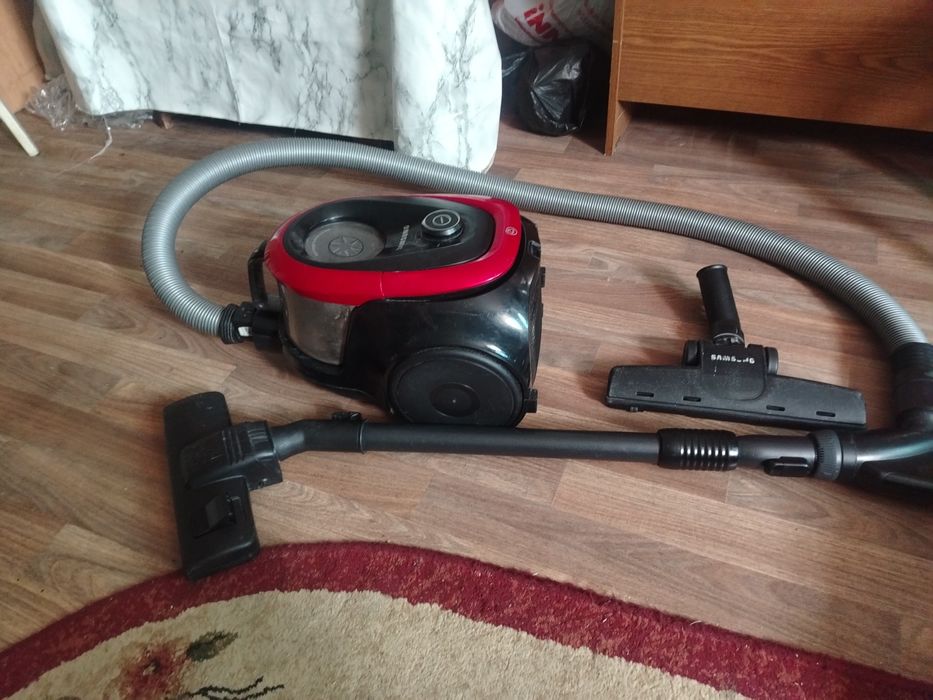 Продам пылесос Samsung