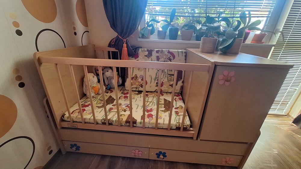 Детска кошара  ,става и за детско легло