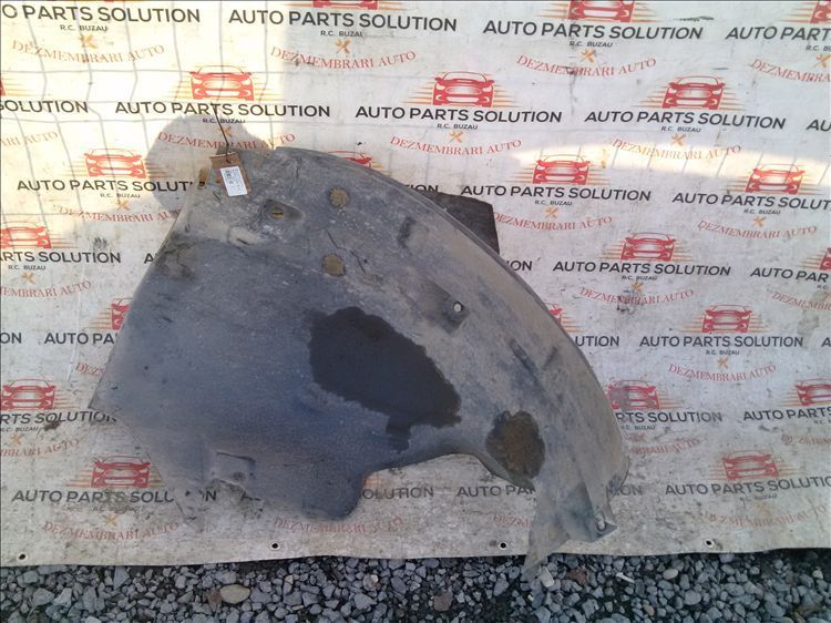 aparatoare noroi dreapta fata mercedes benz ml an fabr. 2014