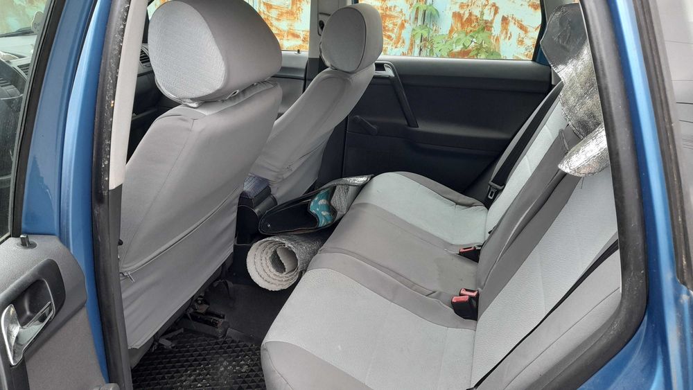 Volkswagen Polo 2006 diesel, 1.994 € — imagine 3