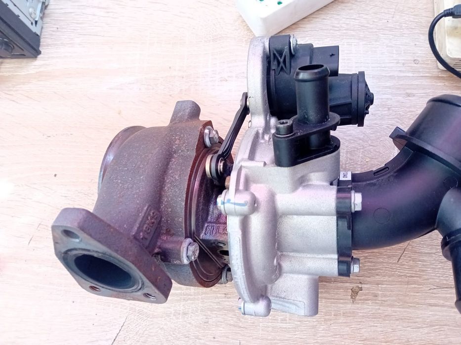 Turbină Jeep Compass an 2020 1.6 diesel  cod 46349345