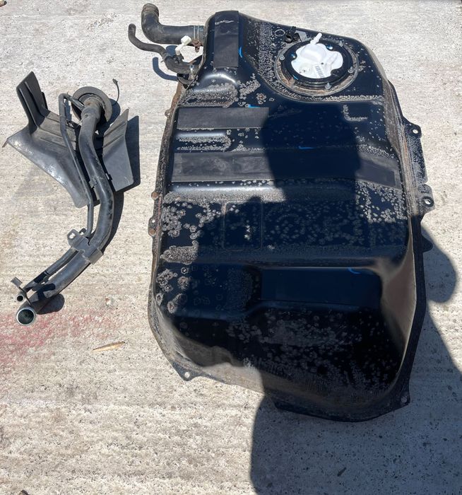 Rezervor Mitsubishi asx 1.8 DID varianta 4x2