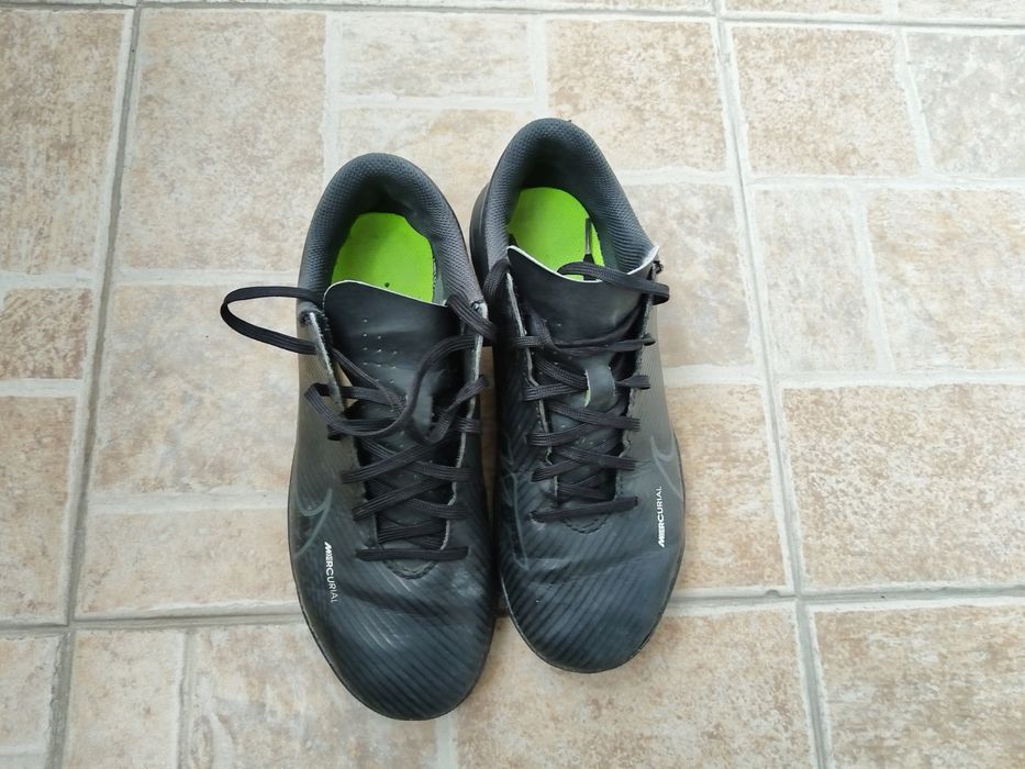 Футболни обувки - стоножки nike, номер 36
