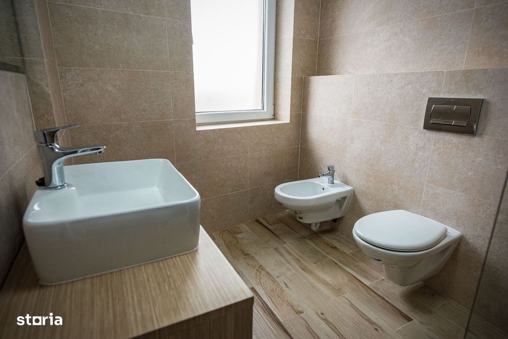 Apartament de închiriat Construcție Nouă 110 mp etajul 3 zonă centrală