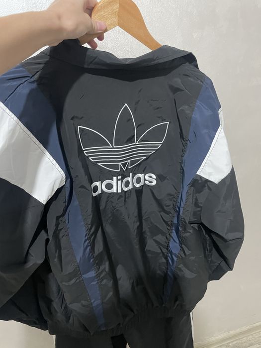 Спортивный костюм Adidas