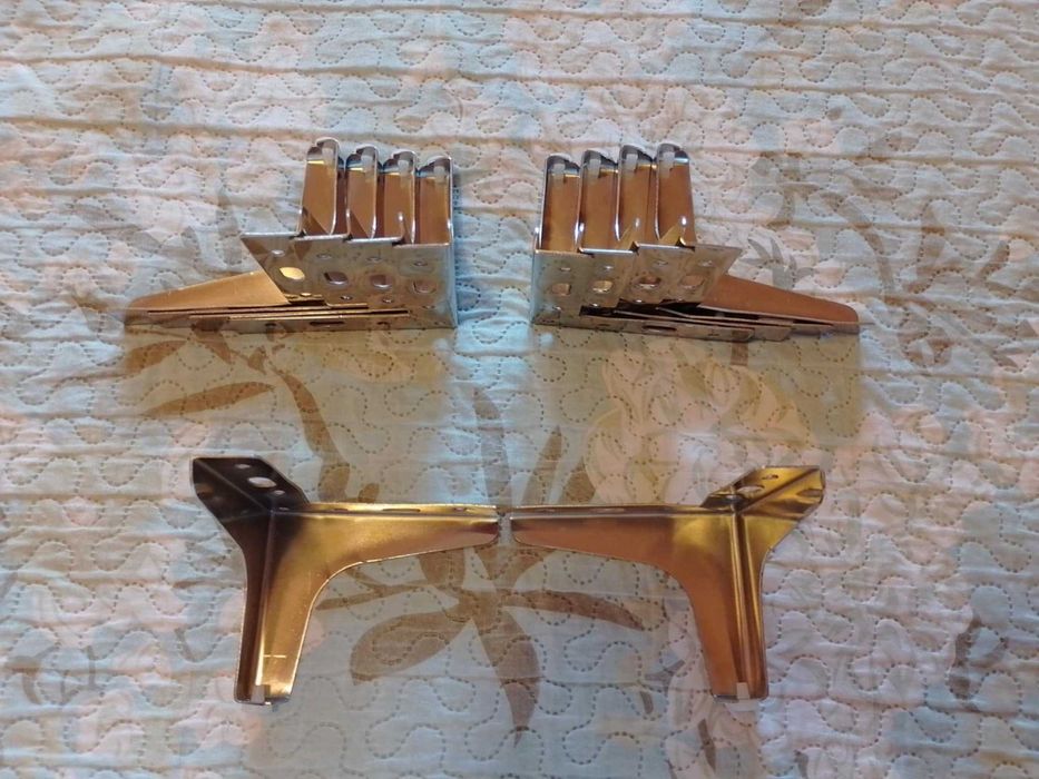 Метални крачета за диван/фотьойл